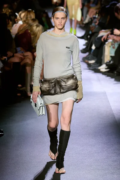 Look 34